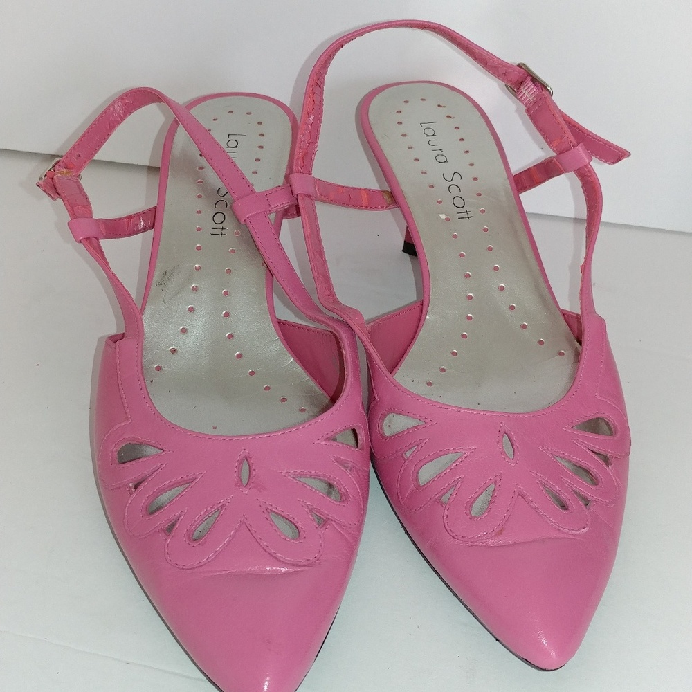 Laura Scott Pink sandals 11-14-22